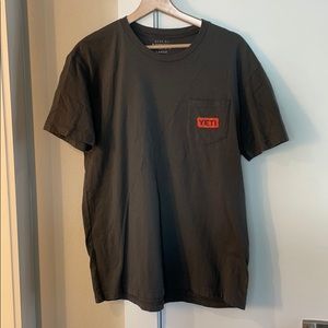 YETI BBQ Charcoal Pocket T-Shirt